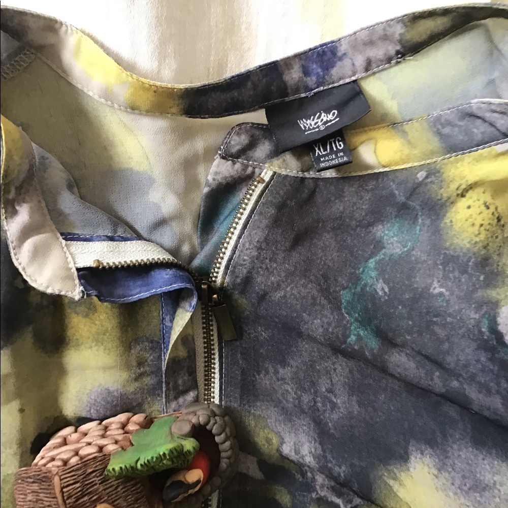 Women’s pretty tunic. - Picture 5 of 6